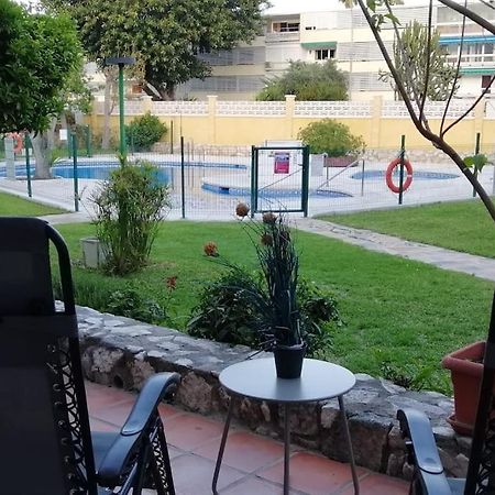 Beautiful Apartment In La Carihuela, Torremolinos Eksteriør bilde
