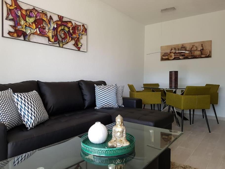 Beautiful Apartment In La Carihuela, Torremolinos Eksteriør bilde